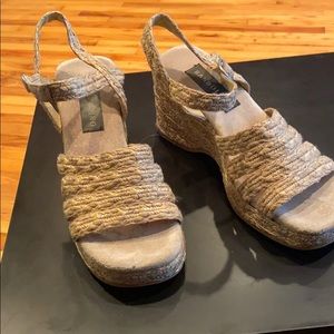 Vintage Bandolino wedges 8